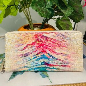 Brahmin Entice Skyler